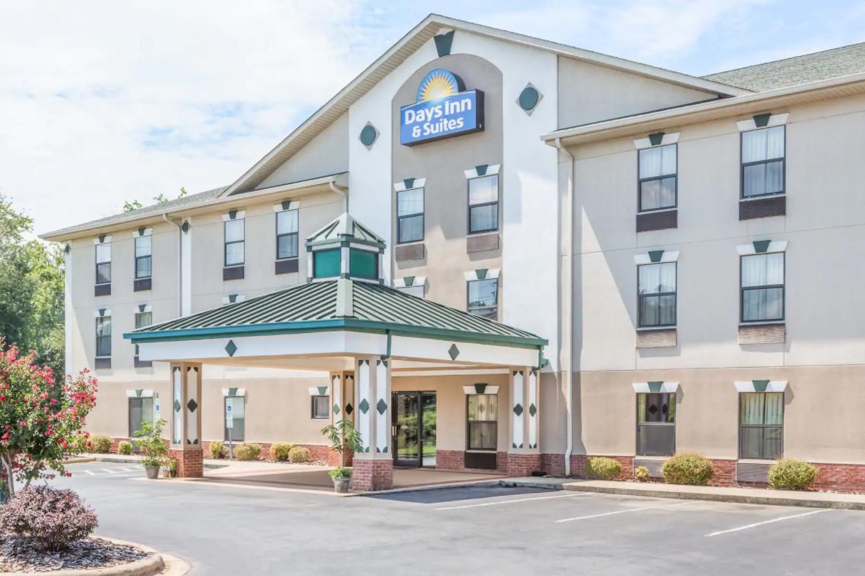 Super 8 By Wyndham Morganton Hotel Buitenkant foto